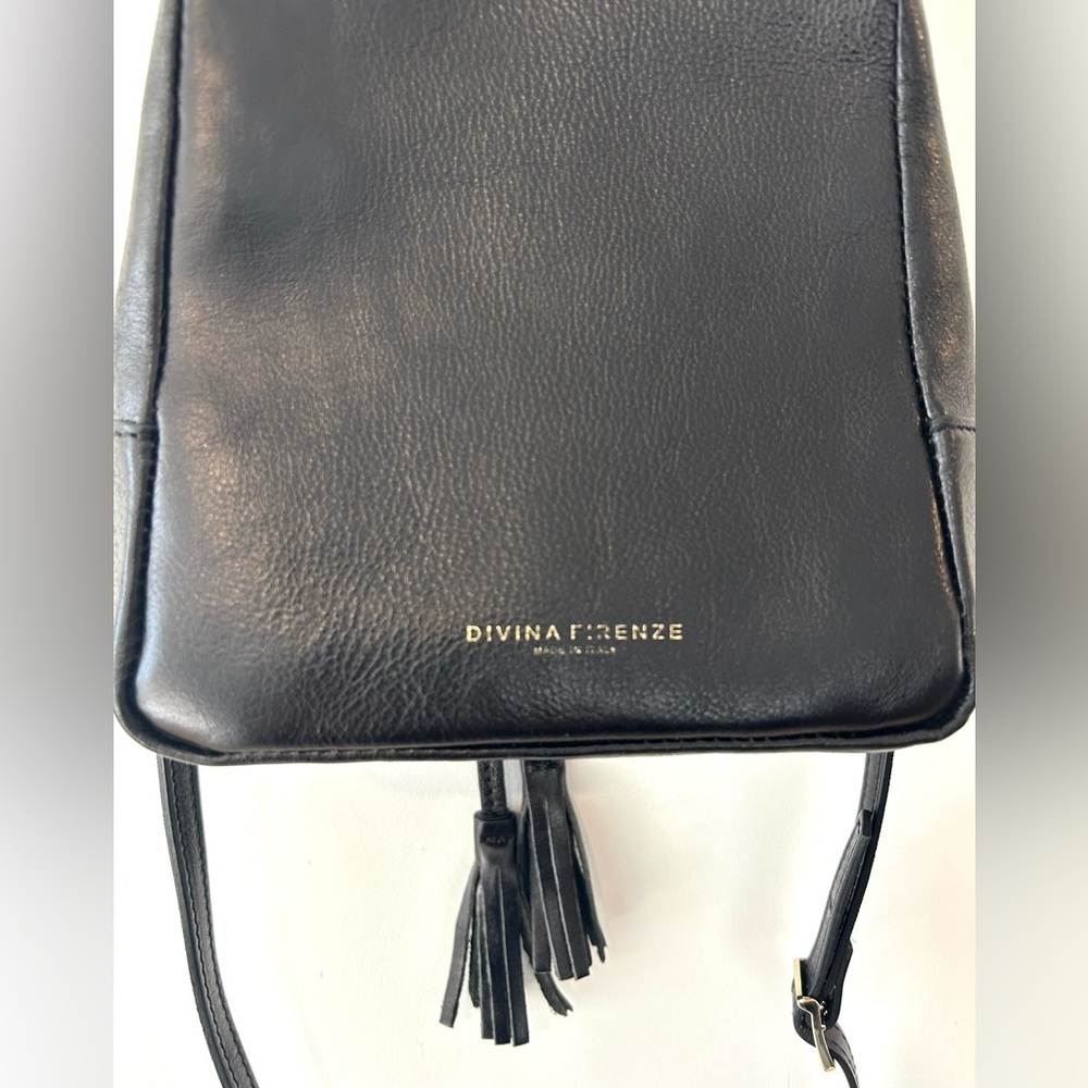 DIVINA FIRENZE Black Leather Tassel Bucket Bag | Small/Mini | Made in Italy - Picture 3 of 9